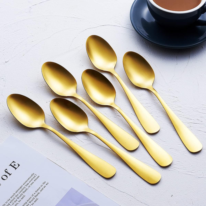 Set de Cucharas Doradas x6