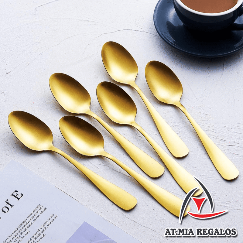Set de Cucharas Doradas x6